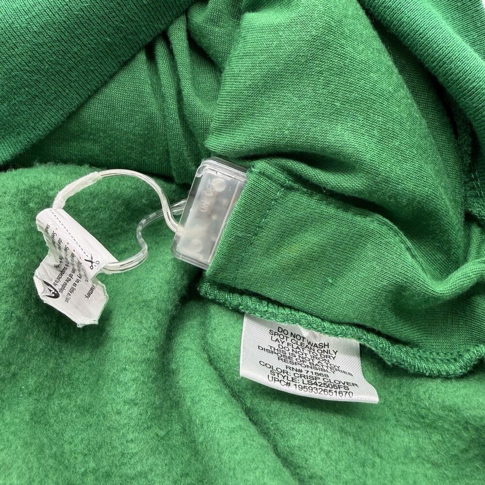 Peanuts Snoopy Small Christmas Sweatershirt Illuminating Lights Green Graphics - Picture 9 of 11